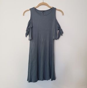 Soprano Blue Gray Dress SZ Small